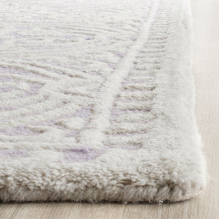 Safavieh Cambridge 123 Lavander/Ivory Area Rug Detail