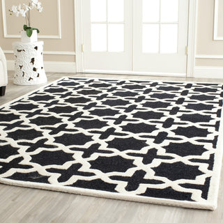 Safavieh Cambridge 125 Black/Ivory Area Rug Room Scene Feature