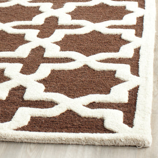 Safavieh Cambridge 125 Dark Brown/Ivory Area Rug Detail