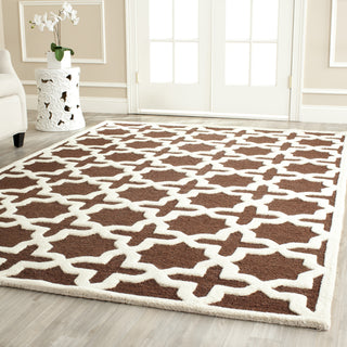 Safavieh Cambridge 125 Dark Brown/Ivory Area Rug Room Scene Feature