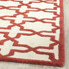 Safavieh Cambridge 125 Ivory/Rust Area Rug Detail