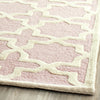 Safavieh Cambridge 125 Light Pink/Ivory Area Rug Detail