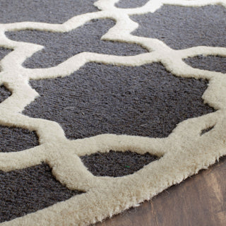 Safavieh Cambridge 125 Dark Grey/Ivory Area Rug Detail