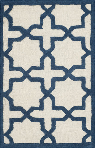 Safavieh Cambridge 125 Ivory/Navy Area Rug main image