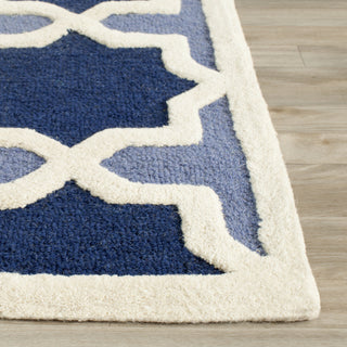 Safavieh Cambridge 127 Blue/Ivory Area Rug Detail