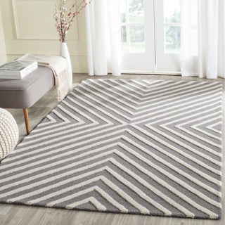 Safavieh Cambridge 129 Dark Grey/Ivory Area Rug Room Scene Feature