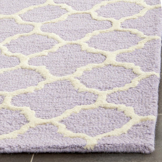 Safavieh Cambridge 130 Lavander/Ivory Area Rug Detail