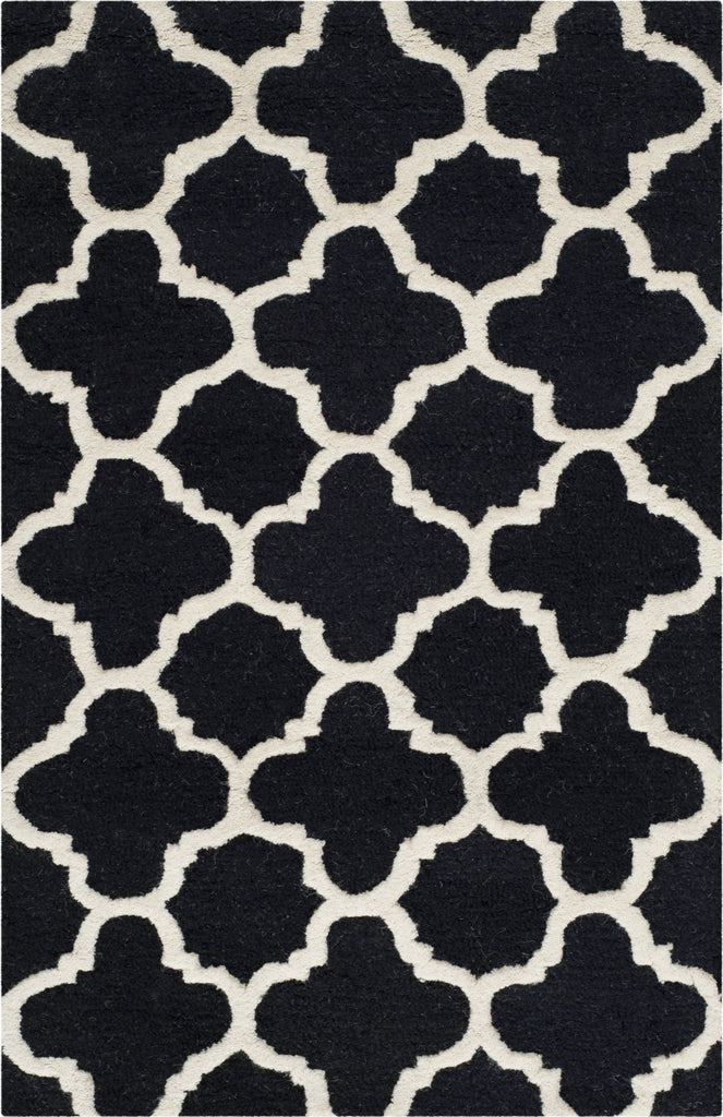Safavieh Cambridge 130 Black/Ivory Area Rug main image