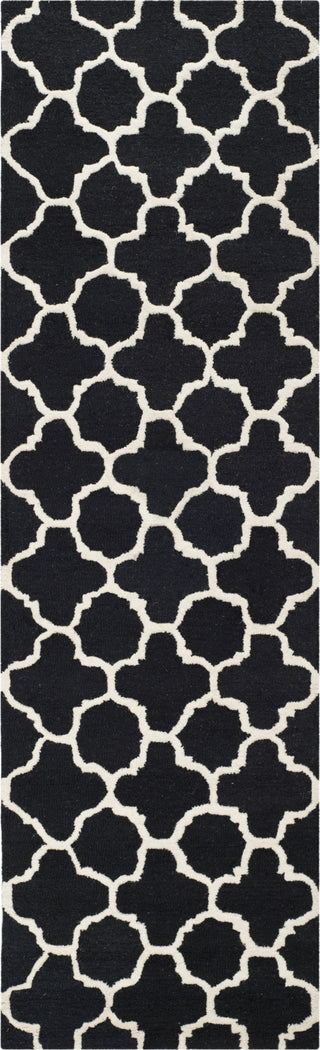 Safavieh Cambridge 130 Black/Ivory Area Rug Runner