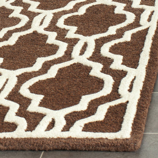 Safavieh Cambridge 131 Dark Brown/Ivory Area Rug Detail