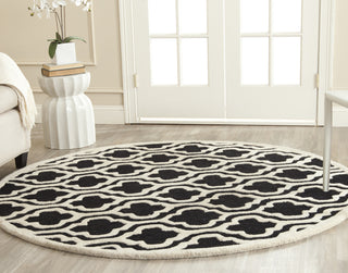 Safavieh Cambridge 132 Black/Ivory Area Rug Room Scene