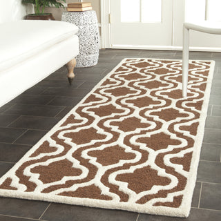 Safavieh Cambridge 132 Dark Brown/Ivory Area Rug Room Scene