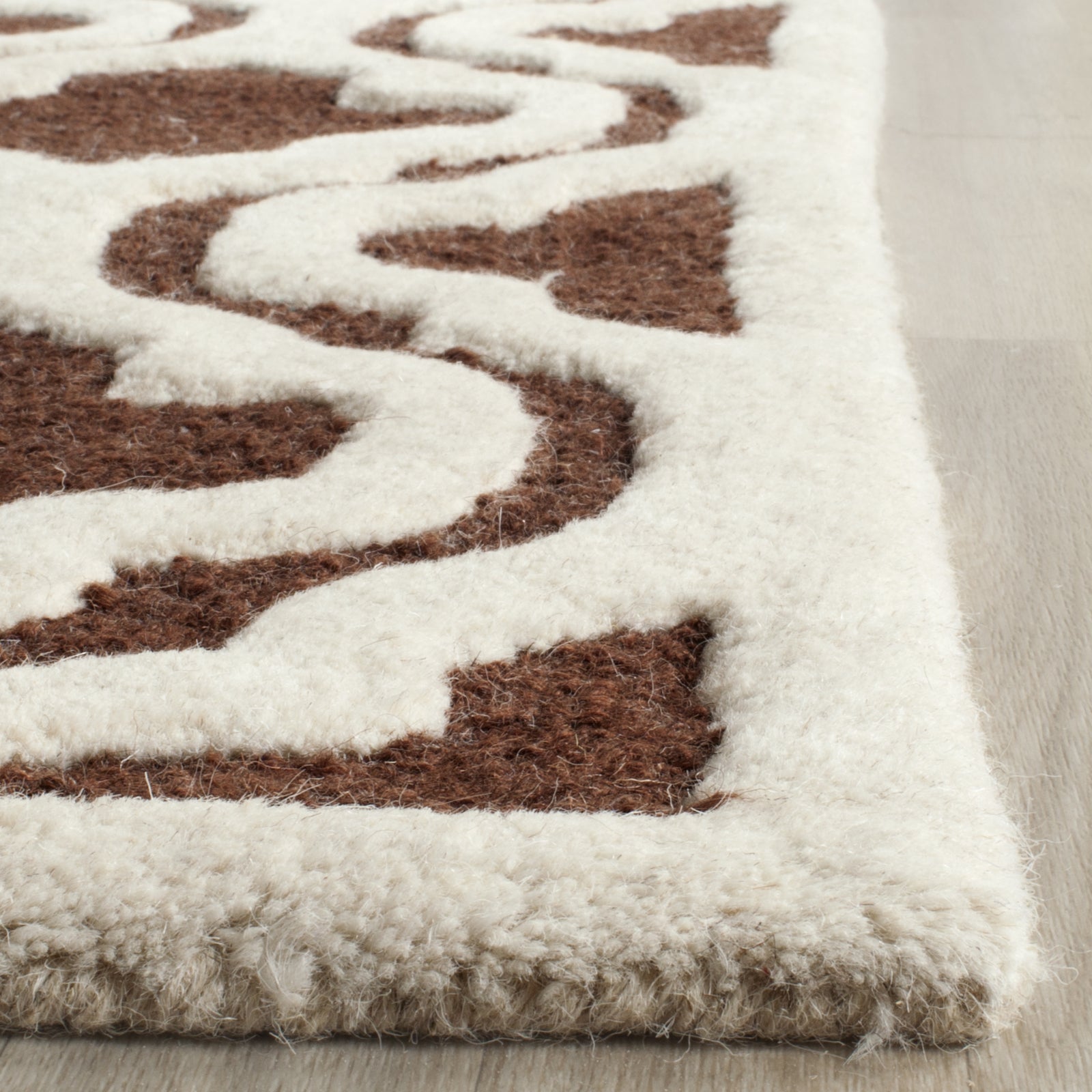 Safavieh Cambridge 132 Dark Brown/Ivory Area Rug – Incredible Rugs and ...