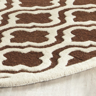 Safavieh Cambridge 132 Dark Brown/Ivory Area Rug Detail