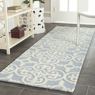 Safavieh Cambridge 133 Light Blue/Ivory Area Rug Room Scene