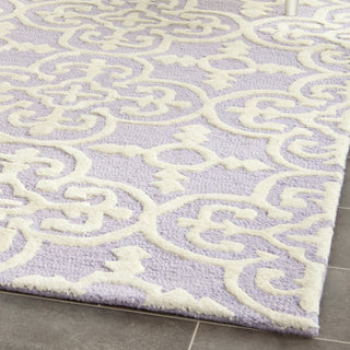 Safavieh Cambridge 133 Lavander/Ivory Area Rug Detail