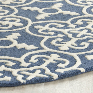 Safavieh Cambridge 133 Navy/Ivory Area Rug Detail