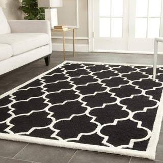 Safavieh Cambridge 134 Black/Ivory Area Rug Room Scene Feature