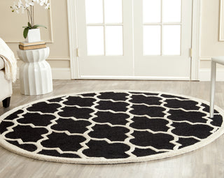 Safavieh Cambridge 134 Black/Ivory Area Rug Room Scene