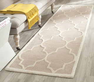 Safavieh Cambridge 134 Beige/Ivory Area Rug Room Scene