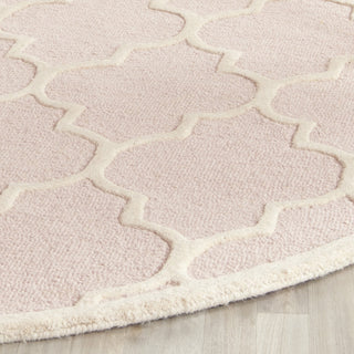 Safavieh Cambridge 134 Light Pink/Ivory Area Rug Detail