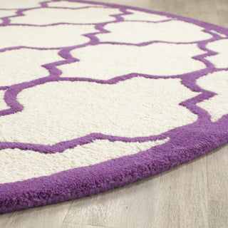 Safavieh Cambridge 134 Ivory/Purple Area Rug Detail