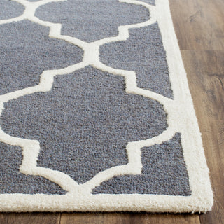 Safavieh Cambridge 134 Dark Grey/Ivory Area Rug Detail