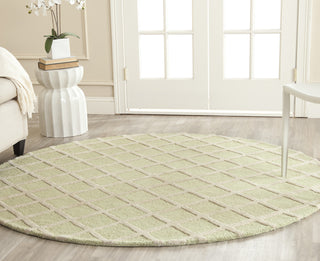 Safavieh Cambridge 135 Light Green/Ivory Area Rug Room Scene