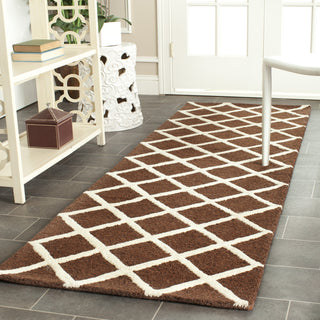 Safavieh Cambridge 135 Dark Brown/Ivory Area Rug Room Scene