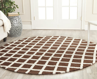 Safavieh Cambridge 135 Dark Brown/Ivory Area Rug Room Scene