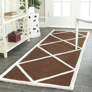 Safavieh Cambridge 136 Dark Brown/Ivory Area Rug Room Scene Feature