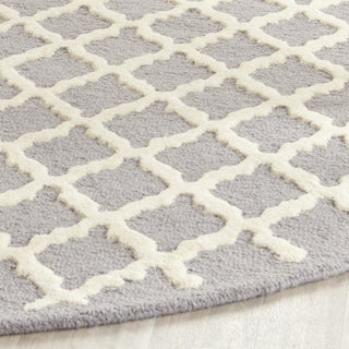 Safavieh Cambridge 137 Silver/Ivory Area Rug Detail