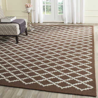 Safavieh Cambridge 137 Dark Brown/Ivory Area Rug Room Scene