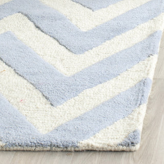 Safavieh Cambridge 139 Light Blue/Ivory Area Rug Detail