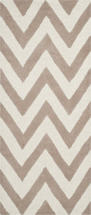 Safavieh Cambridge 139 Beige/Ivory Area Rug 