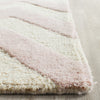 Safavieh Cambridge 139 Light Pink/Ivory Area Rug Detail