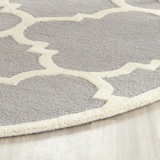 Safavieh Cambridge 140 Silver/Ivory Area Rug Detail