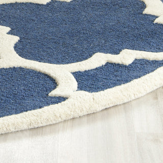 Safavieh Cambridge 140 Navy/Ivory Area Rug Detail