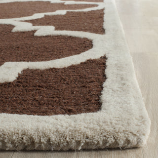 Safavieh Cambridge 140 Dark Brown/Ivory Area Rug Detail