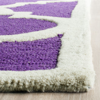 Safavieh Cambridge 140 Purple/Ivory Area Rug Detail