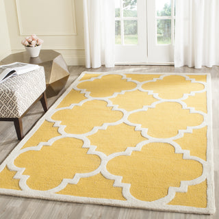 Safavieh Cambridge 140 Gold/Ivory Area Rug Room Scene Feature