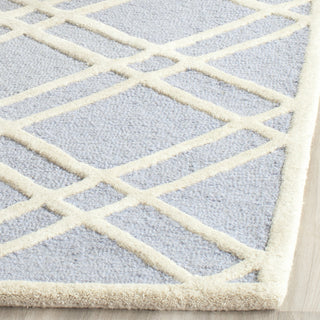 Safavieh Cambridge 142 Light Blue/Ivory Area Rug Detail