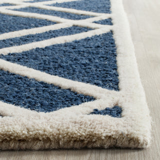 Safavieh Cambridge 142 Navy Blue/Ivory Area Rug Detail