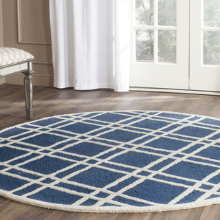 Safavieh Cambridge 142 Navy Blue/Ivory Area Rug Room Scene