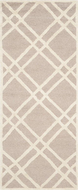 Safavieh Cambridge 142 Beige/Ivory Area Rug 