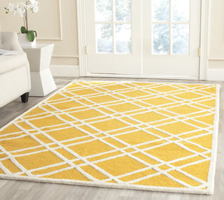 Safavieh Cambridge 142 Gold/Ivory Area Rug Room Scene Feature