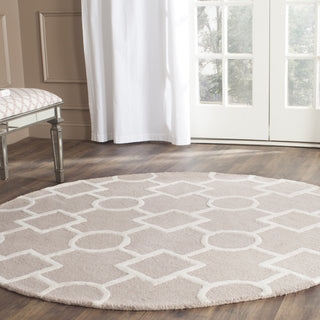 Safavieh Cambridge 143 Beige/Ivory Area Rug Room Scene