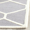 Safavieh Cambridge 144 Silver/Ivory Area Rug Detail