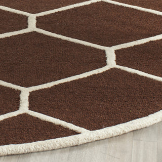 Safavieh Cambridge 144 Dark Brown/Ivory Area Rug Detail