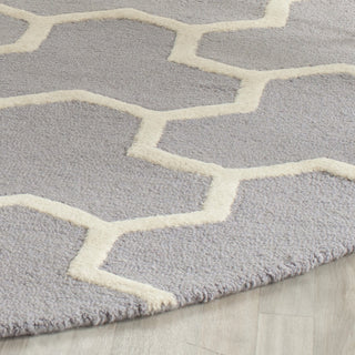 Safavieh Cambridge 146 Silver/Ivory Area Rug Detail